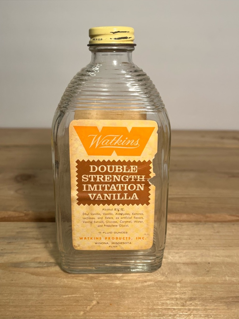 Vintage Watkins Double Strength Imitation Vanilla 11 Oz Glass Bottle Winona, MN